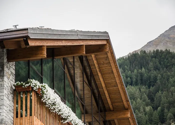 Grand Hotel Courmayeur Mont Blanc